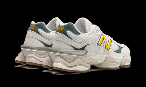 9060 "White Green"